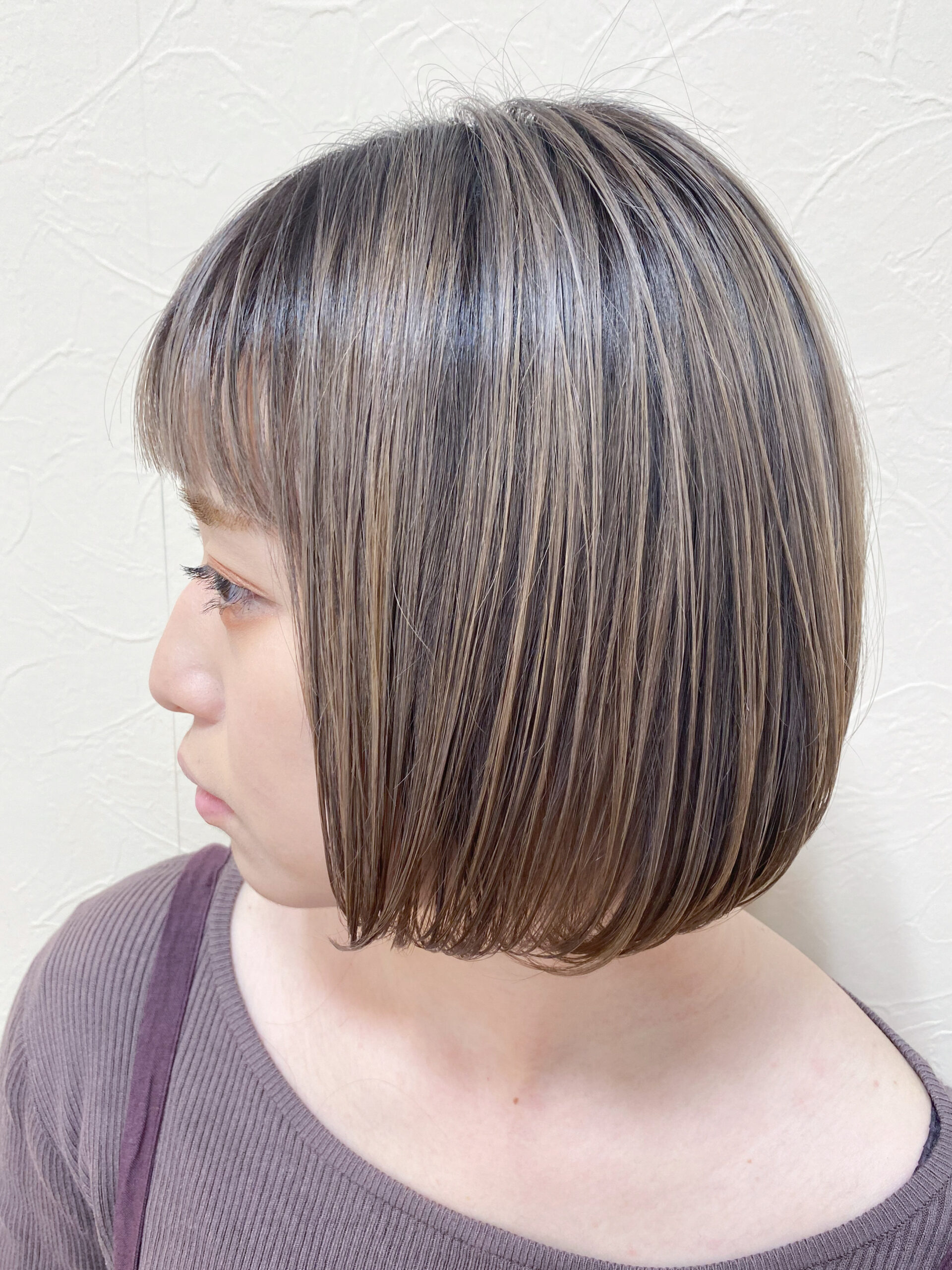 The グレージュ ボブ Frase